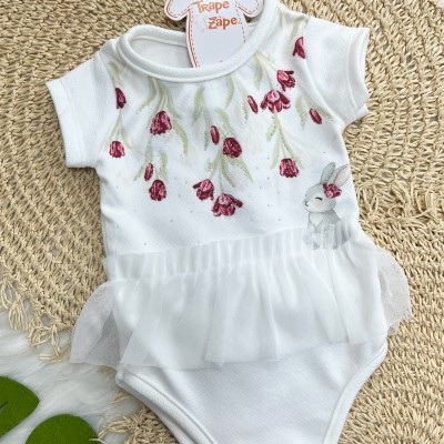 Verão 2027 Conj. Body Floral Coelhinho e Short Vermelho